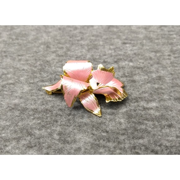 Cerrito Pink Orchid Flower Brooch Pin Gold Tone Vintage 1982 Signed Original Box